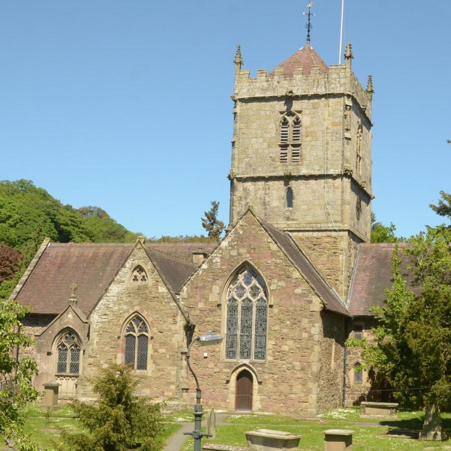 Victoria House Hotel Church Stretton Exterior photo
